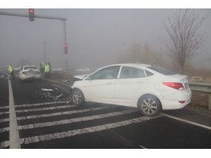 Elazığ’da Sis Zincirleme Kazaya Neden Oldu: 1 Yaralı