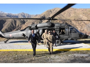 Jandarma Birlikleri Terörist Avında