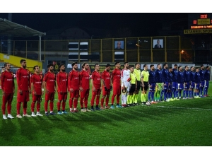 Ziraat Türkiye Kupası: İstanbulspor: 0 - Fenerbahçe: 0 (Maç Devam Ediyor)