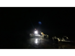 Keban Barajında Mahsur Kalan 3 Balıkçı Kurtarıldı