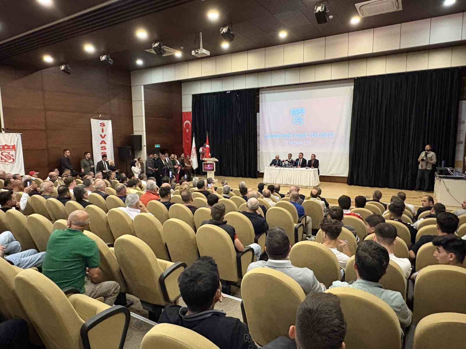 sivasspor-da-olaganustu-kongre-karari
