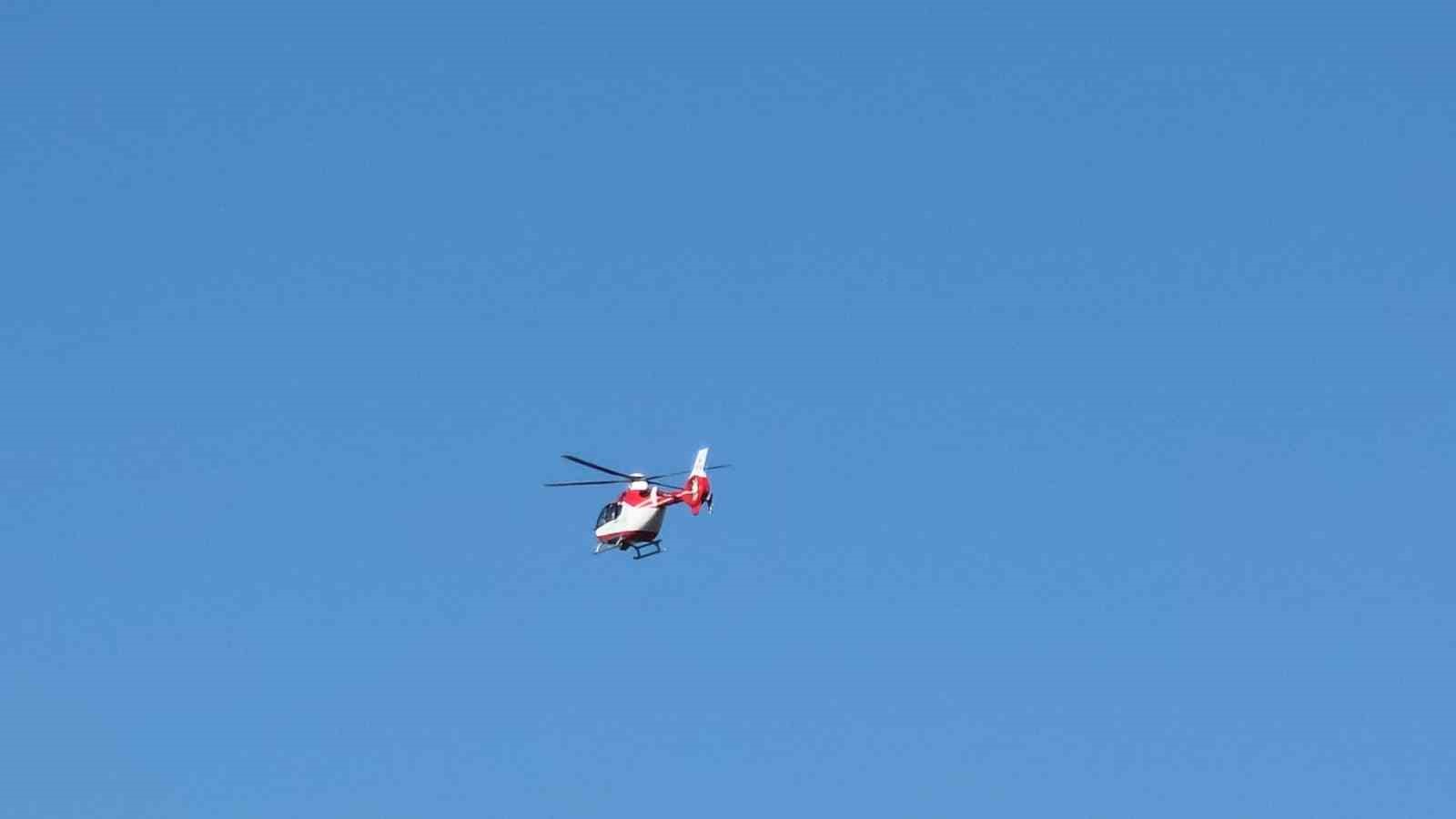 hakkari-de-entube-bebek-helikopter-ambulansla-van-a-sevk-edildi