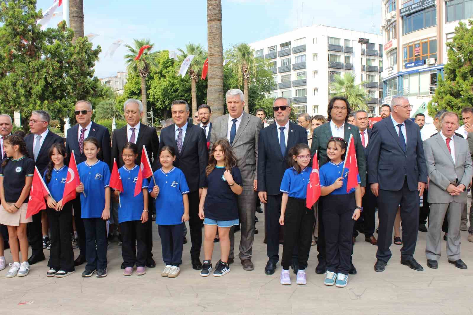 denizli-de-2026-2027-egitim-ogretim-yili-celenk-toreniyle-basladi