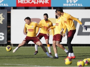 Galatasaray’da Ryan Babel Takımla Çalıştı