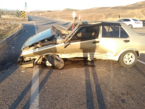 Lastiği Fırlayan Araç Takla Attı: 1 Yaralı