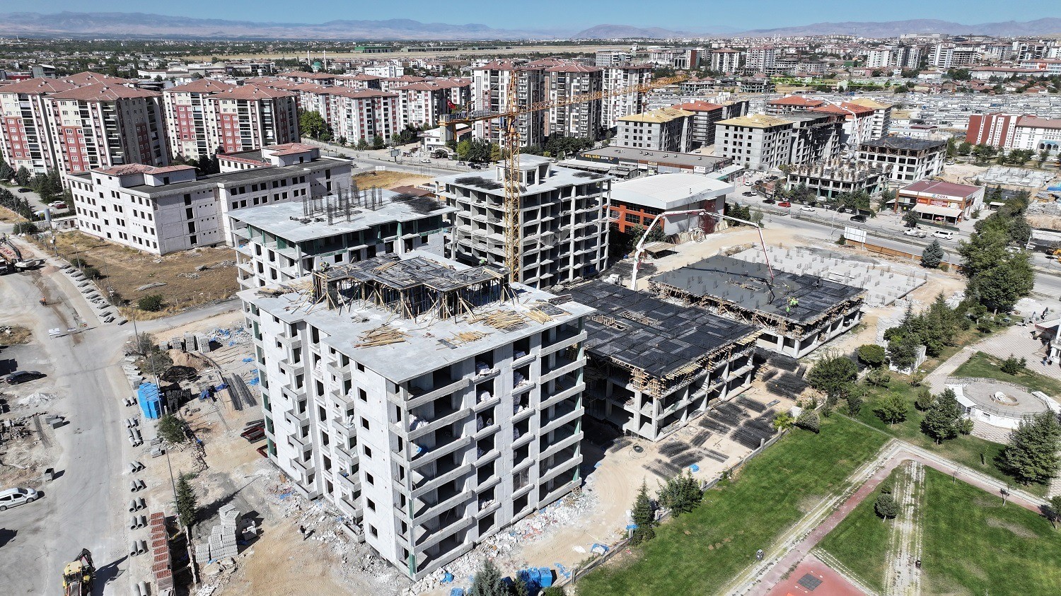yesilyurt-ta-yerinde-donusum-sureci-basariyla-tamamlandi
