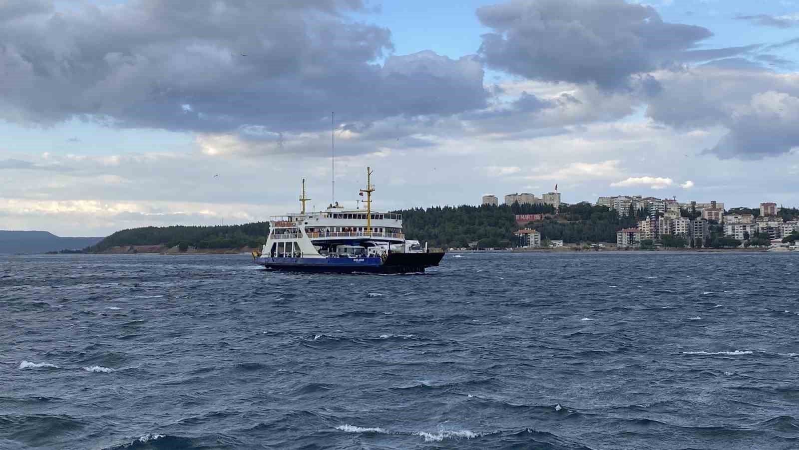 bozcaada-ve-gokceada-ya-yapilmasi-planlanan-bazi-feribot-seferleri-iptal-edildi