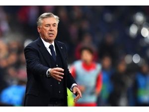 Cenk Tosun’un Hocası Ancelotti Oldu