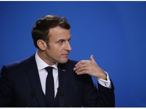 Macron: "Fransız Askerleri Mali’de 33 Teröristi Öldürdü"