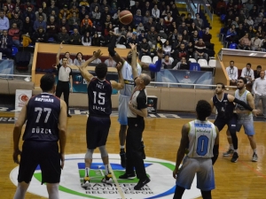 Türkiye Basketbol Ligi: Balıkesir Büyükşehir Belediyespor: 84 - Düzce Belediyespor: 79