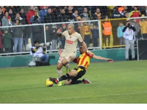 Süper Lig: Göztepe: 2 - Galatasaray: 1 (Maç Sonucu)