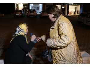 Oğlunun Kaza Yaptığını Öğrenen Anne Gözyaşlarına Boğuldu
