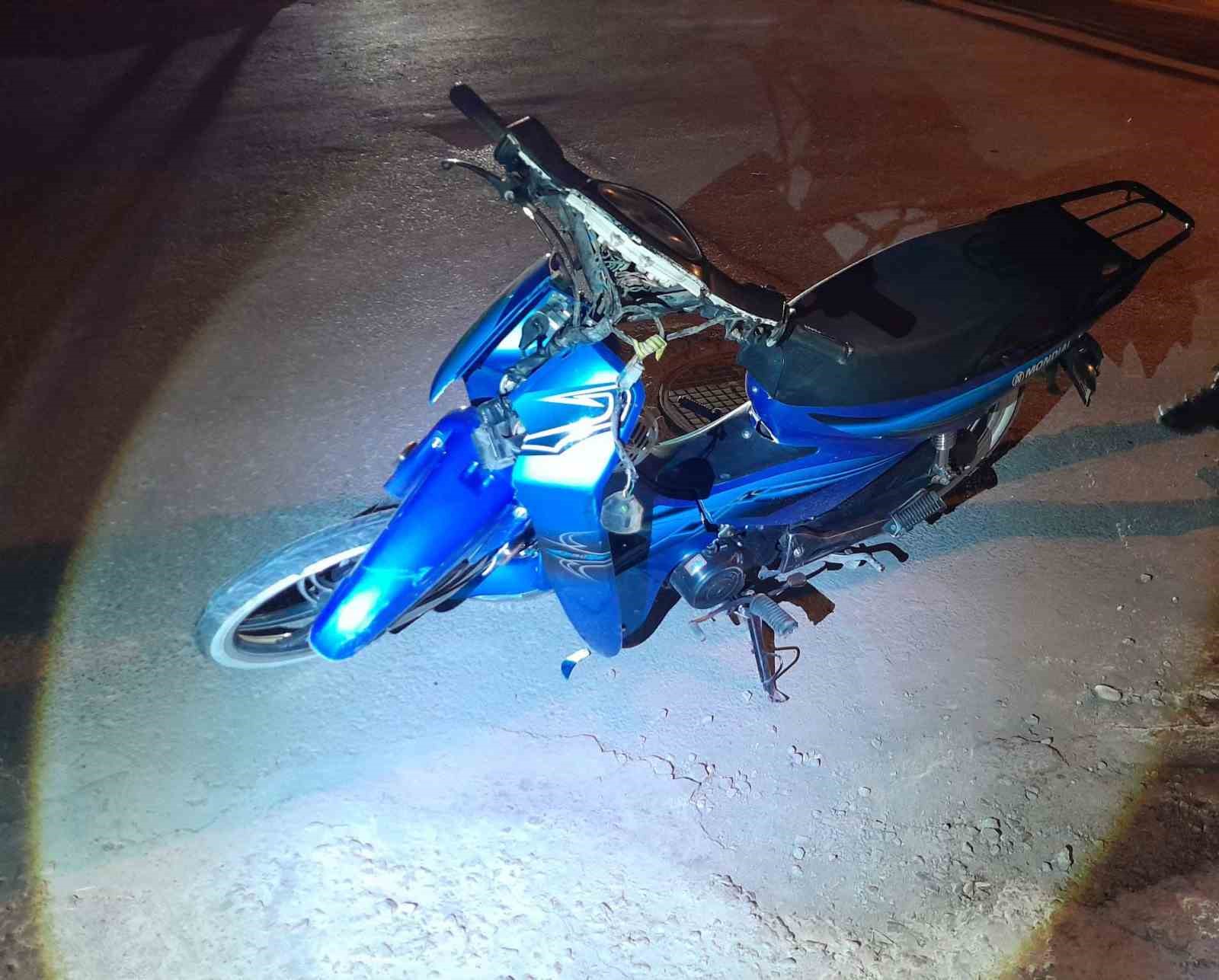 konya-da-otomobil-ile-motosiklet-carpisti-2-yarali