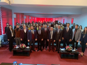 Kariyer Günleri Gençlere Işık Tutuyor