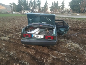 Otomobil Takla Attı: 5 Yaralı