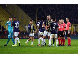 Fenerbahçe’de 9 Futbolcu İlk Kez Derbide