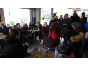 Kartal’da Özel Okulda Velilerden Eylem