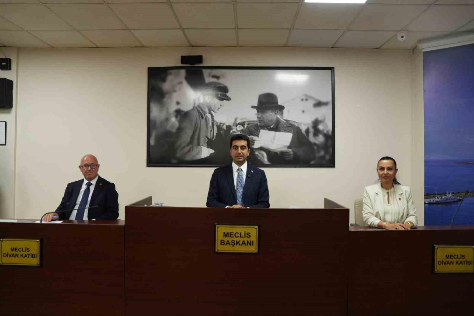 tuzla-belediye-baskani-bingol-50-bin-insanin-magduriyetini-cozmek-icin-mucadele-ediyoruz
