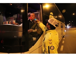 Ordu’da 881 Sürücüye Aşırı Hız Ve Kırmızı İhlalinden Ceza