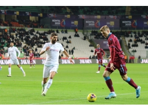 Süper Lig: Konyaspor: 0 - Trabzonspor: 0 (Maç Devam Ediyor)