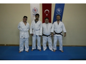 İşitme Engelli Judocular Engel Tanımıyor