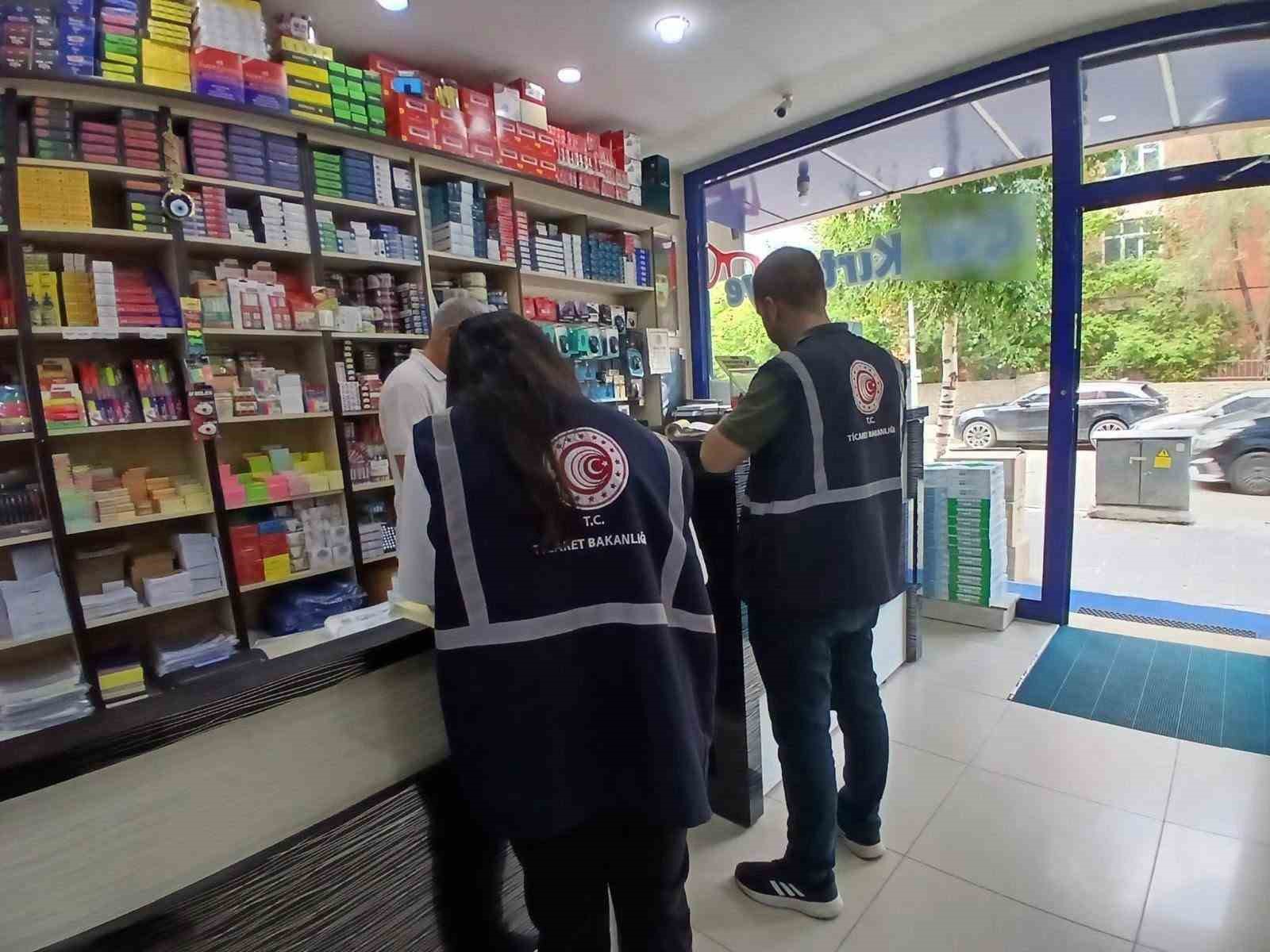 kars-ta-okul-zili-calmadan-kirtasiyelere-siki-denetim-fiyat-etiketleri-tek-tek-inceleniyor