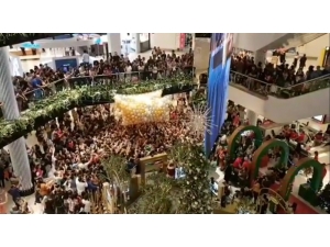 Avustralya’da Avm’de Balon İzdihamı: 17 Yaralı