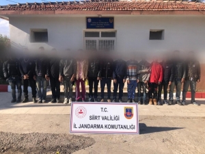 Siirt’te Bangladeş Uyruklu 15 Düzensiz Göçmen Yakalandı