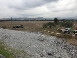 Manisa’da İki Otomobil Çarpıştı: 2 Ölü