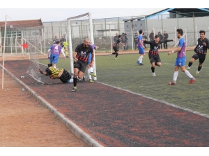 Baba Oğul Birbirine Rakip Oldu