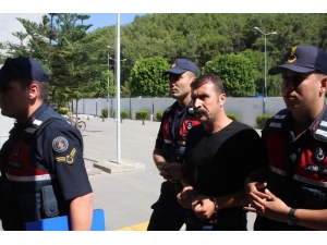 Antalya’da Dini Nikahlı Eşini 25 Bıçak Darbesiyle Öldüren Koca Hakim Karşısında