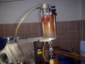 Polisten Sahte Parfüm Operasyonu: 150 Bin Şişe Ele Geçirildi