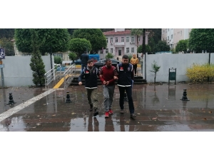 2 Motosikleti Çalan Şüpheliler Gezerken Yakalandı