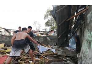 Filipinler’de Phanfone Tayfunu Bilançosu: 13 Ölü