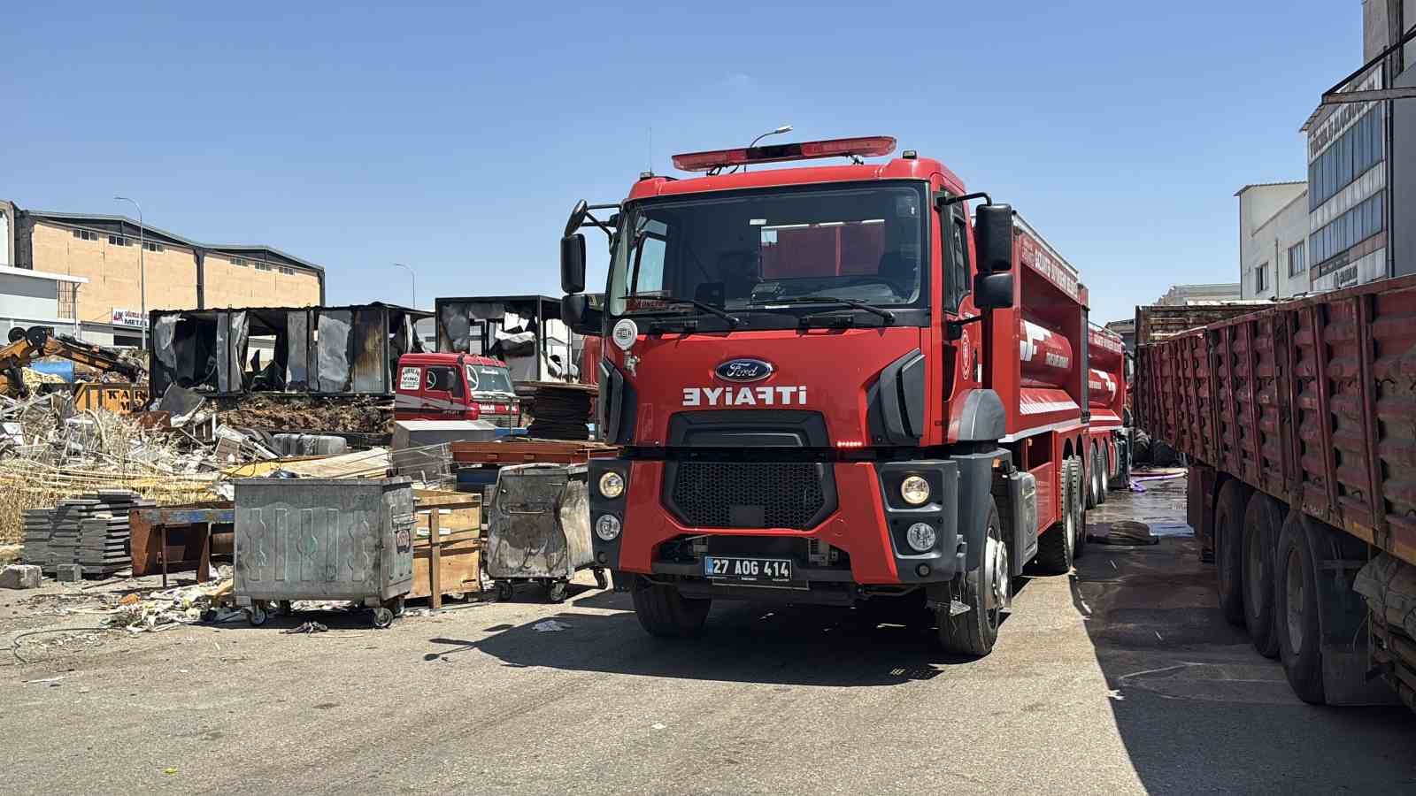 gaziantep-te-korkutan-is-yeri-yangini-sonduruldu