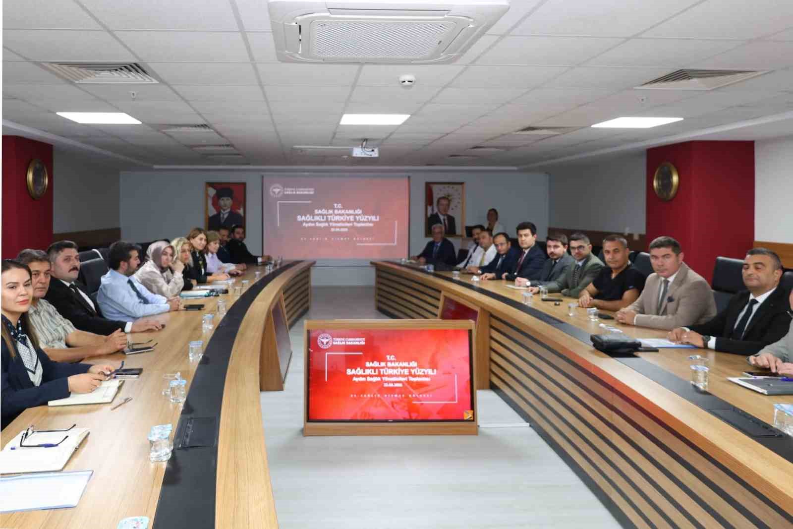 kamu-hastanelerinin-hizmetleri-gozden-gecirildi