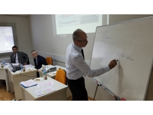 Gazetecilere E-belge Ve E-defter Uygulamaları Anlatıldı