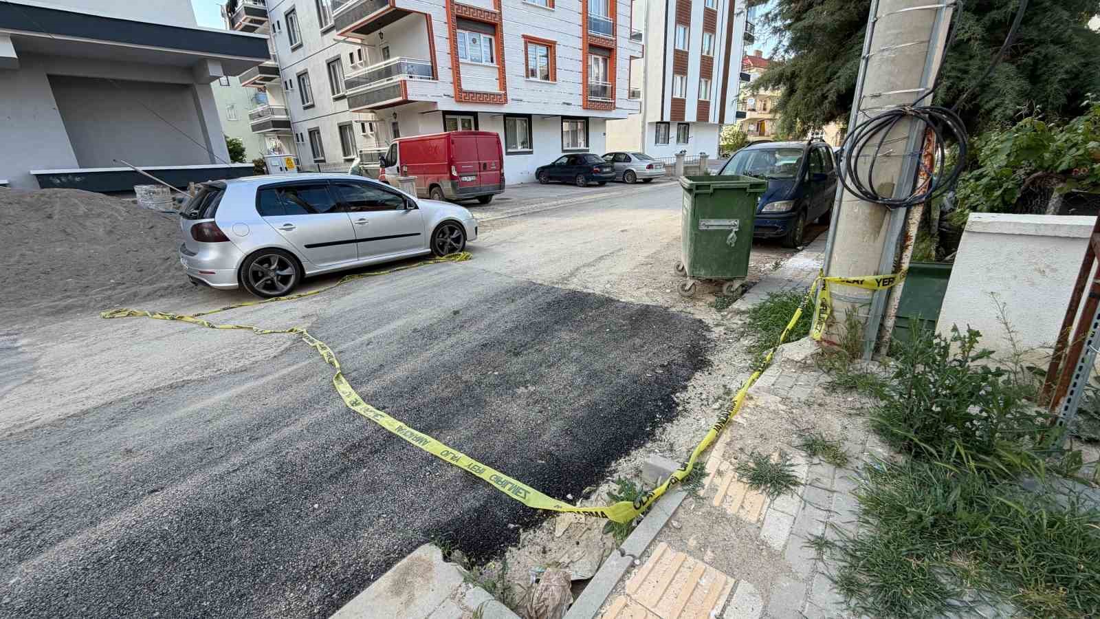 ankara-da-bicakli-saldirida-yaralanan-ayni-aileden-4-kisinin-tedavisi-suruyor