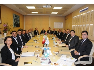 "İşsizlik İçin İstihdam Artırıcı Politikaların Geliştirilmesi Önemli"