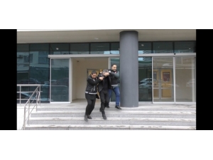 Piyasa Değeri 500 Bin Tl Olan Uyuşturucu Sobanın İçinde Ele Geçirildi