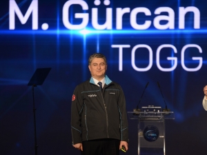 Togg Ceo’su Mehmet Gürcan Karakaş: "Projeye Başlamadan Önce 18 Şirketi İzledik. 15 Yıllık Kapsamlı Bir Plan Hazırladık. İşinin Ehli Bir Ekip Kurduk. Kullanıcı Odaklı Yaklaşım Kabul Ettik. Dünyanın En İyileriyle Çalışmak