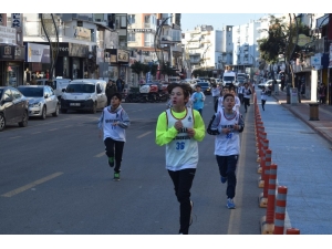 Atatürk Koşusu Aliağa’da Da Yapıldı