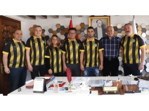 Eski Fenerbahçeli Futbolcu Amatör Ligde