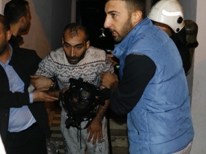 Adana’da Yangında Mahsur Kalan 11 Kişi Kurtarıldı