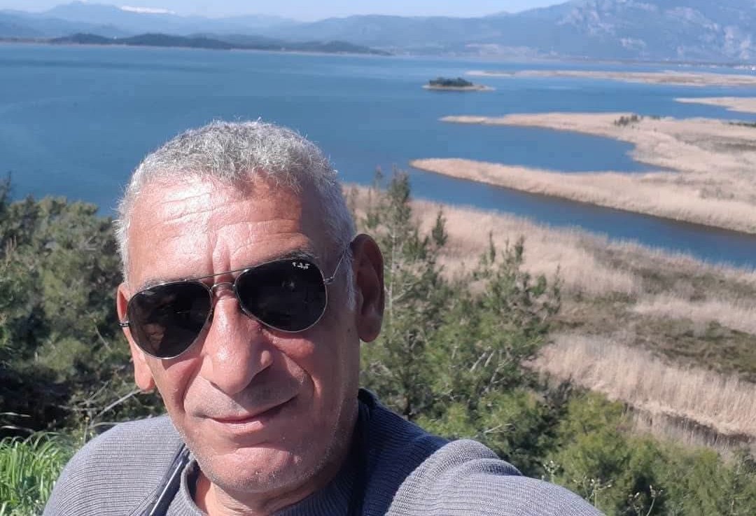 kalp-krizine-yenilen-ogretmen-son-yolculuguna-ugurlandi