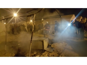 Çadırkentteki Yangın Söndürüldü