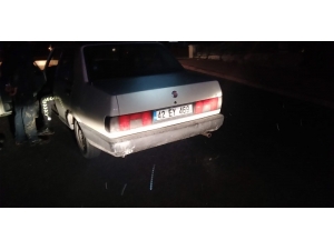 Dur İhtarına Uymadı, Polis Aracına Çarptı