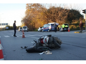 Kasksız Motosiklet Sürücüsünün Kırmızı Işık İhlali Ölümle Sonuçlandı