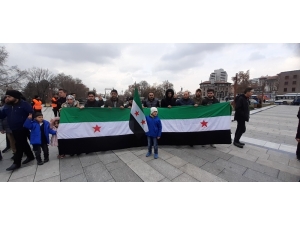 Suriye’nin İdlib Kentindeki Saldırılar Protesto Edildi