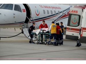 Uçak Ambulans Kayseri’deki 2 Hasta İçin Havalandı